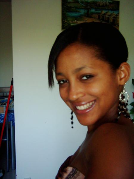 sourire forcee