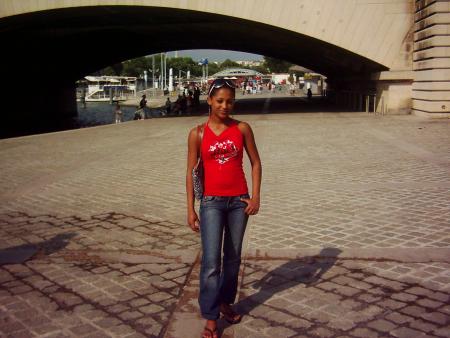 me au bor de la seine